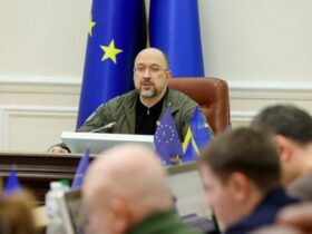 Прем'єр-міністр України Денис Шмигаль під час засідання уряду 17 січня, фото: урядовий портал