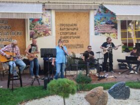 У Краматорську до Дня міста місцеві музиканти влаштували концерт