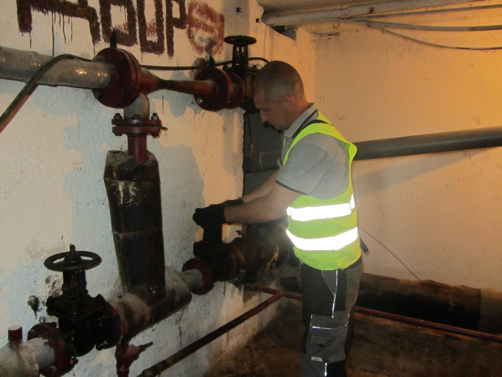 У Краматорську "Ладіс" готує будинки до опалювального сезону