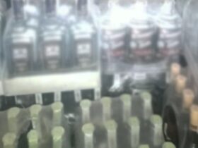 авто з 1600 пляшками горілки