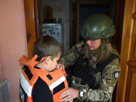 З Зарічного на Донеччині евакуювали останню дитину