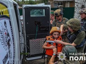 "Білі янголи" отримали бронеавтомобіль