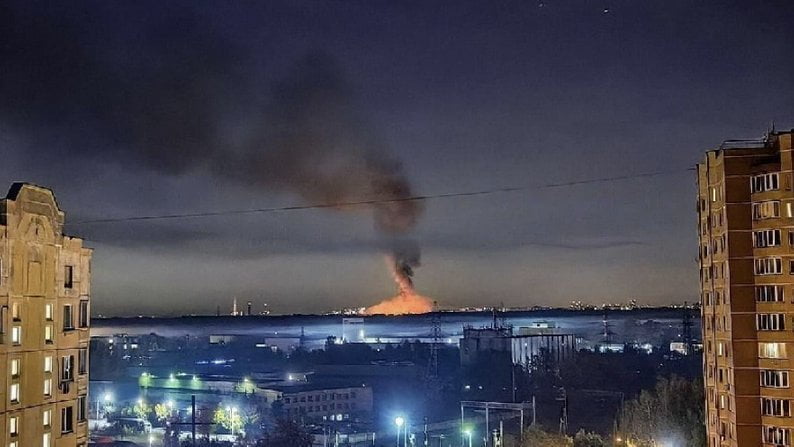 У Підмосков'ї сталася пожежа в районі військового аеродрому