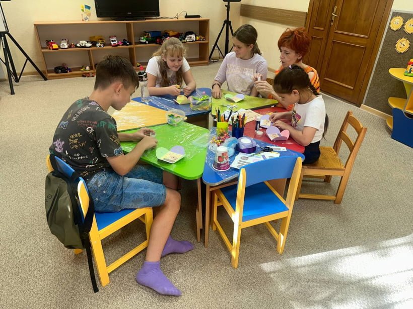 Вісті з гуманітарних штабів: Корисні заходи для внутрішньо переміщених осіб з Донеччини