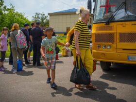 У Донецькій області з 30 населених пунктів евакуювали всіх дітей