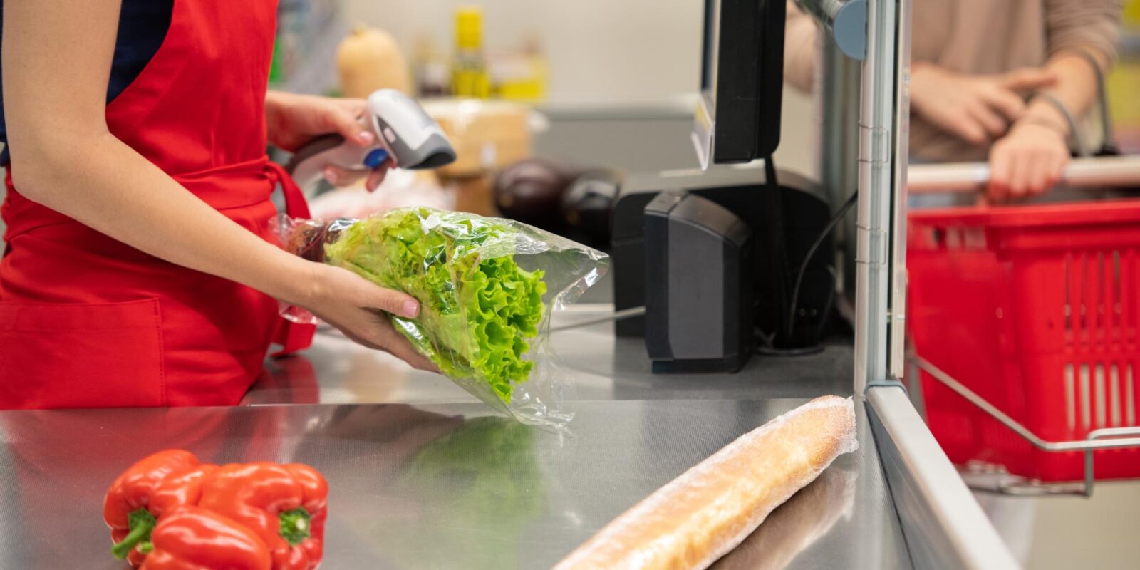 в супермаркет потрібен касир