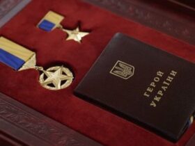 Зеленський присвоїв звання Героя України 35 захисникам