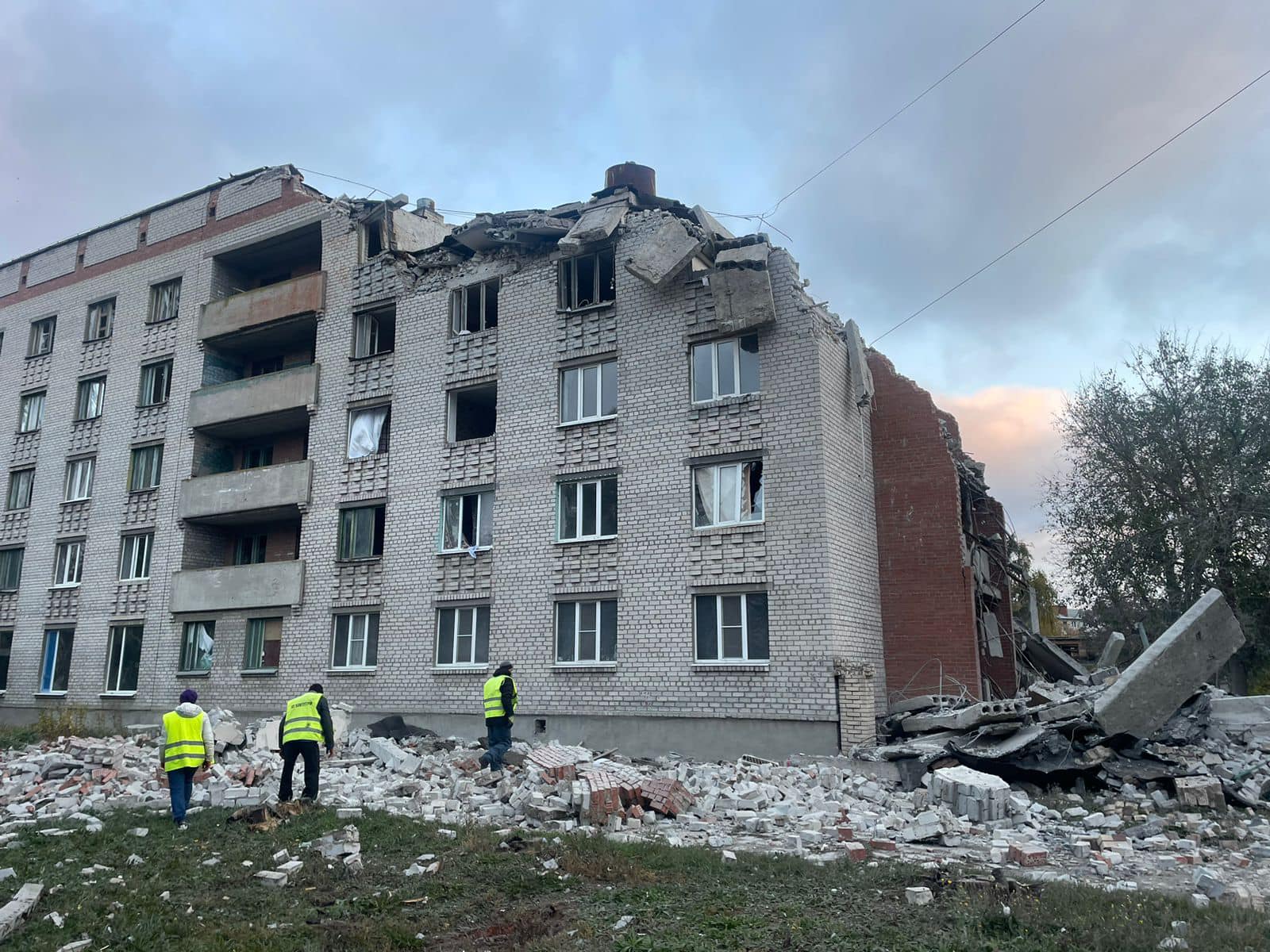 окупанти обстріляли центр Слов'янська