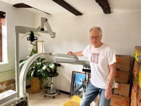 Лікар з Німеччини передав обладнання для соціальної стоматології