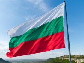 Болгарія заборонить в'їзд автомобілів із російськими номерами