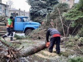 У Краматорську ліквідовують наслідки негоди