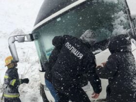 Негода спричинила численні ДТП та затори на дорогах Одещини