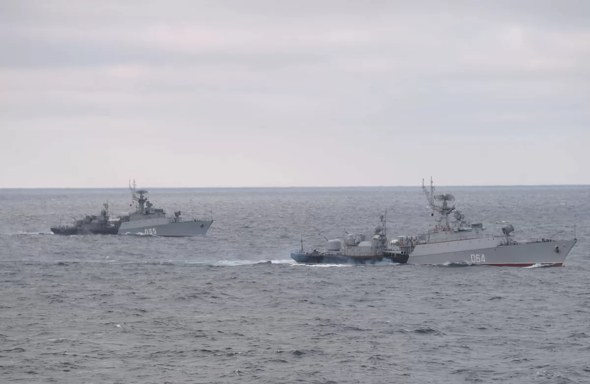 РФ вивела в Чорне море фрегат