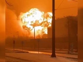 У Челябінську після вибуху сталася видовищна пожежа на заводі