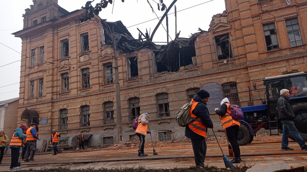 Через війну пошкоджені понад 3,4 тисячі закладів освіти