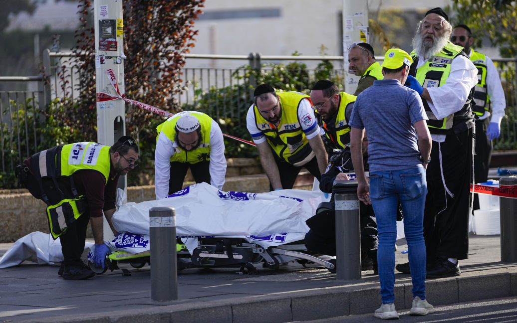Теракт в Єрусалимі: всі подробиці про трагедію та нападників