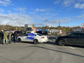 300 вантажівок на кордоні: в Словаччині перевізники заблокували пункт пропуску
