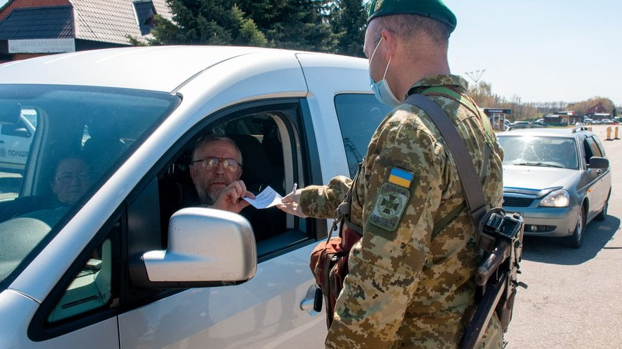 Молдова припинила роботу двох пунктів пропуску на кордоні з Україною