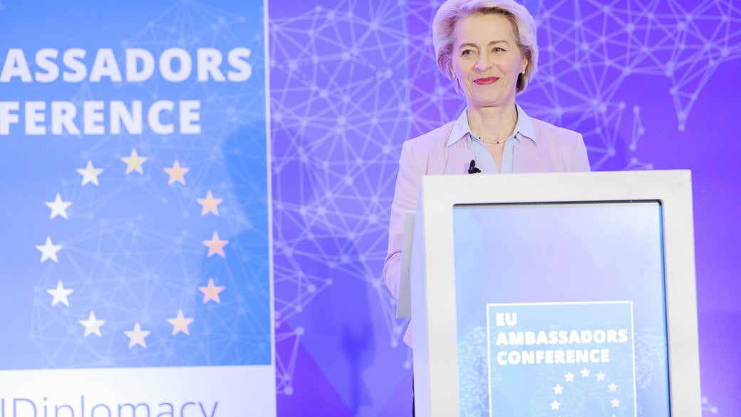 Україна виконала "майже" всі вимоги для початку переговорів про вступ в ЄС — президентка ЄК