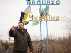 Володимир Зеленський відвідав позиції українських військових в Авдіївці на Донеччині