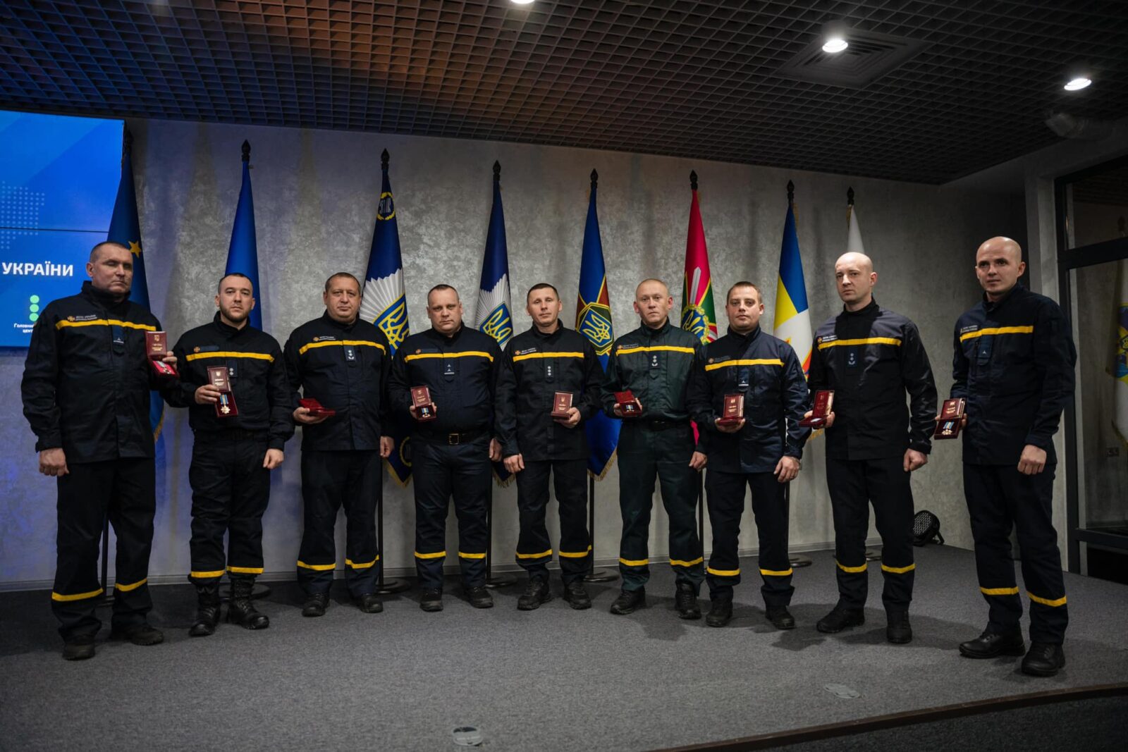 Троє рятувальників Донеччини отримали нагороди від Міністра МВС