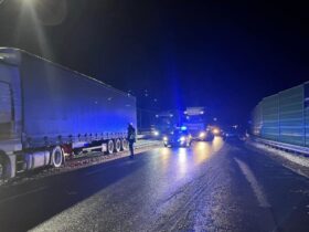 На кордоні Словаччини й України заблокували пропускний пункт: деталі