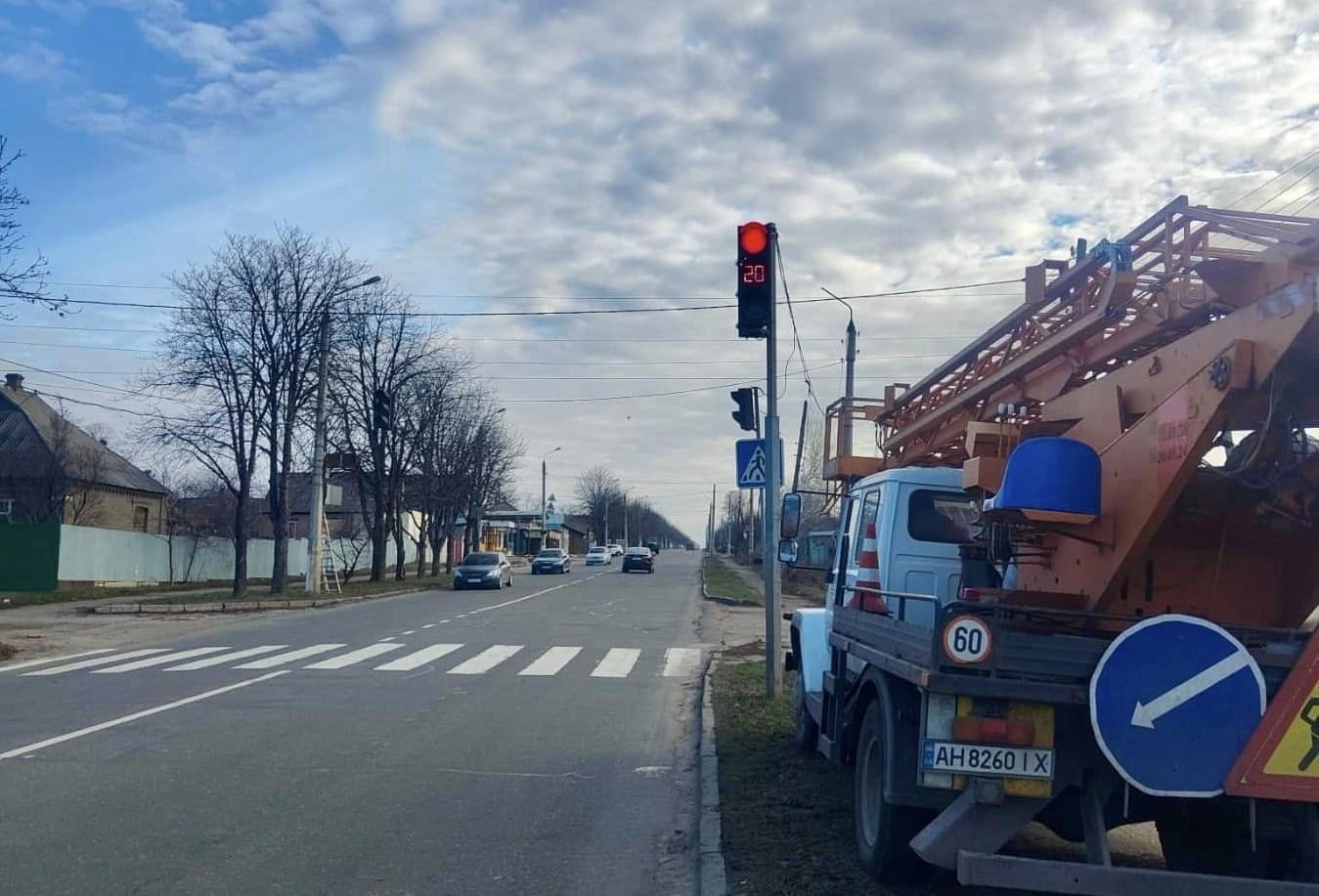 У Краматорську завершують заміну старих лампових світлофорів на світлодіодні