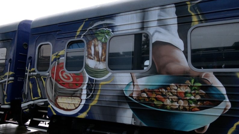 Поїзд-кухня Food train приїхав у Слов'янськ та Краматорськ