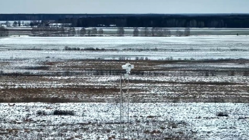 На північному кордоні України прикордонники встановлюють камери відеоспостереження