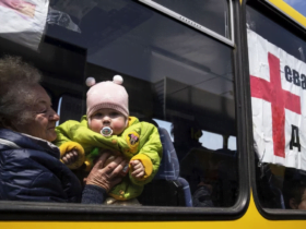 Евакуація дітей з прифронтової Донеччини продовжується: скільки залишилось