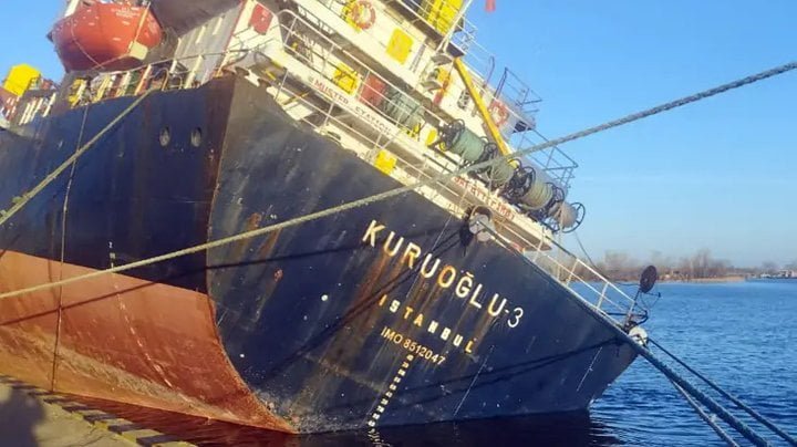 У порту Херсона армія РФ атакувала турецьке вантажне судно