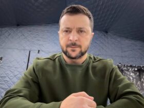 Зеленський розповів про поїздку на лінію фронту