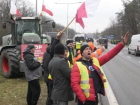 Польські фермери розблоковують кордон з РФ