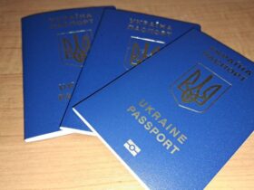 "Документ" відновив видачу готових паспортів за кордоном