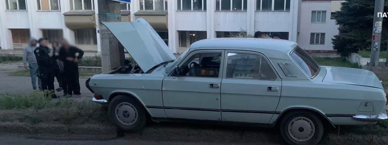 П’яний водій у Слов’янську врізався у бетонний стовп