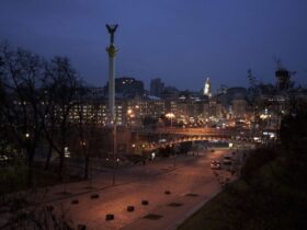 Київ, світло