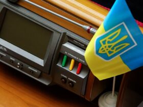 Рада подовжила воєнний стан та мобілізацію