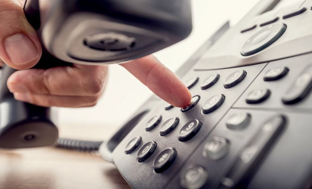 гарячу лінію