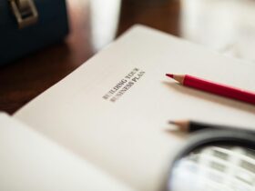 Як написати бізнес-план: структура, яка переконує банк і інвестора
