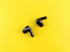 Бездротові навушники 2026: AirPods, Sony, Bose - який топ обрати