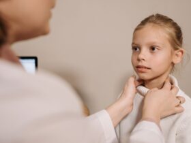Щитоподібна залоза 2026: симптоми, аналізи, лікування