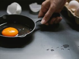 Догляд за посудом із чавуну, дерева і кераміки
