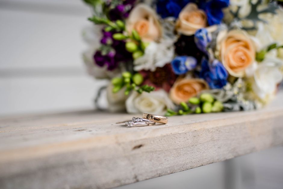 Привітання з весіллям молодятам: красиві слова і тости