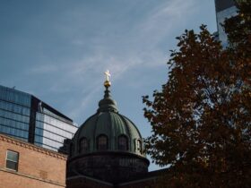 Привітання з Воздвиженням Хреста Господнього: слова до 14 вересня