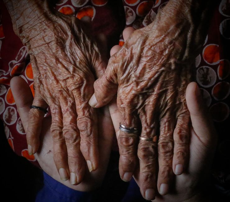 Привітання з ювілеєм 90 років: величні слова до столітнього рубежу