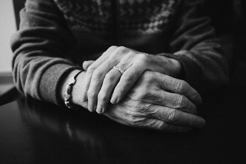 Привітання з ювілеєм 95 років: слова глибокої шани довгожителю