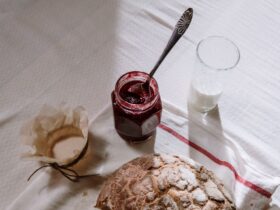 Скільки грамів варення в столовій ложці: міри солодкого