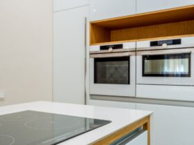 Як почистити духовку від жиру і нагару: сода, оцет і пара