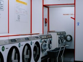 Як почистити пральну машину від накипу і запаху