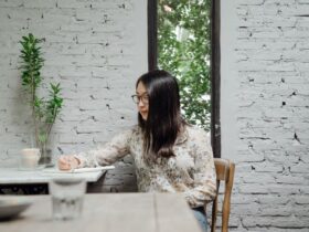 Привітання з Днем ангела Лесі: вірші, СМС і натхненні слова